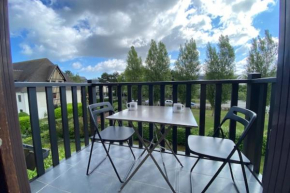Cosy 36m with BALCONY near the beach!